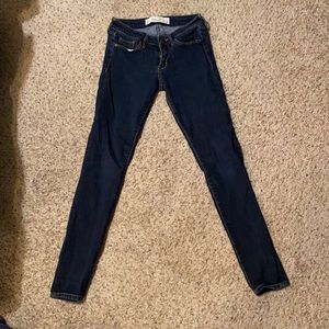 Abercrombie & Fitch Dark Wash Skinny Jean Size 0S